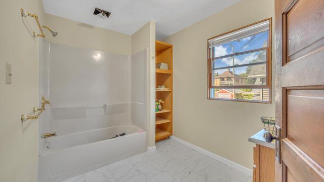 910 N 4th STREET, Sheboygan, WI 53081