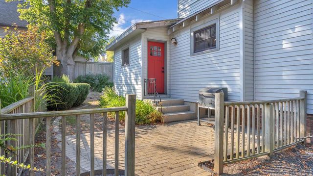 910 N 4th STREET, Sheboygan, WI 53081