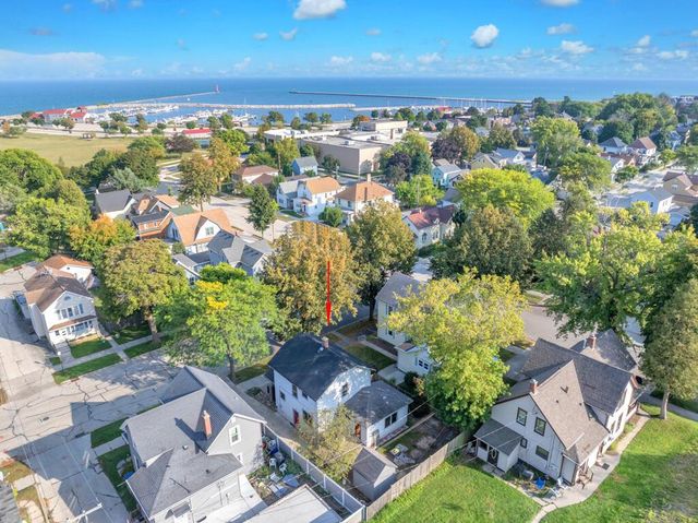 910 N 4th STREET, Sheboygan, WI 53081