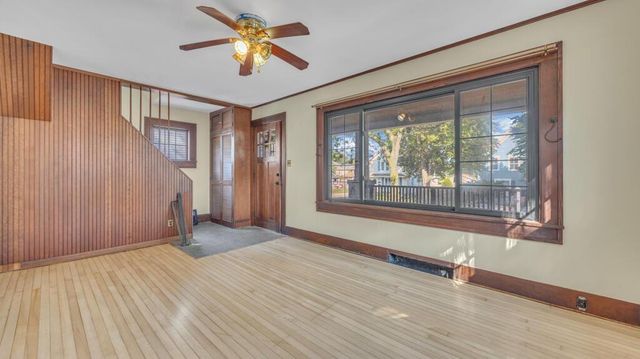 910 N 4th STREET, Sheboygan, WI 53081