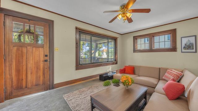 910 N 4th STREET, Sheboygan, WI 53081