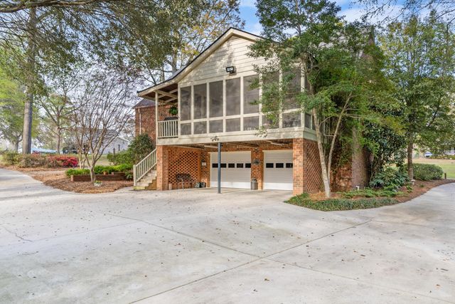 3197 NE Dibble Street, Orangeburg, SC 29118