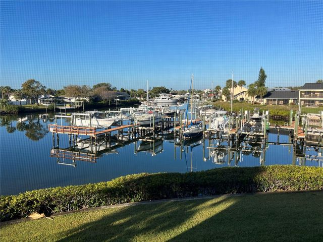 614 YARDARM DRIVE 7, Apollo Beach, FL 33572