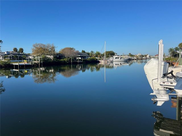 614 YARDARM DRIVE 7, Apollo Beach, FL 33572