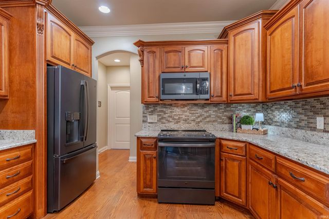 903 Uriel Court, Evansville, IN 47725