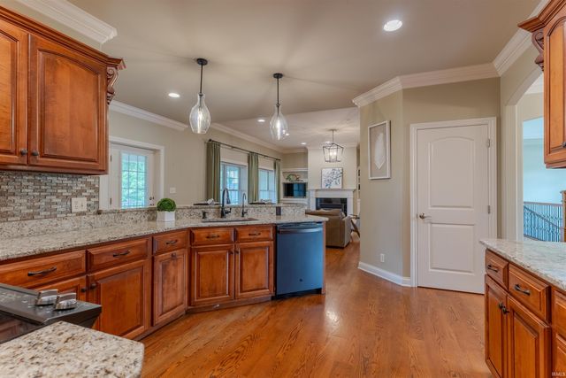 903 Uriel Court, Evansville, IN 47725