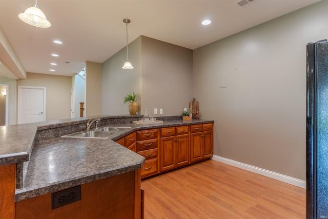 903 Uriel Court, Evansville, IN 47725