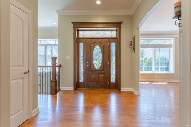 903 Uriel Court, Evansville, IN 47725