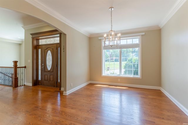 903 Uriel Court, Evansville, IN 47725