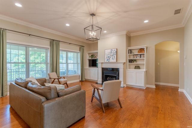 903 Uriel Court, Evansville, IN 47725