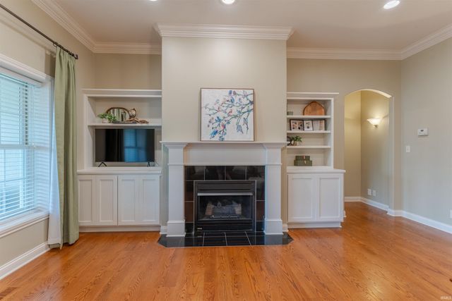 903 Uriel Court, Evansville, IN 47725