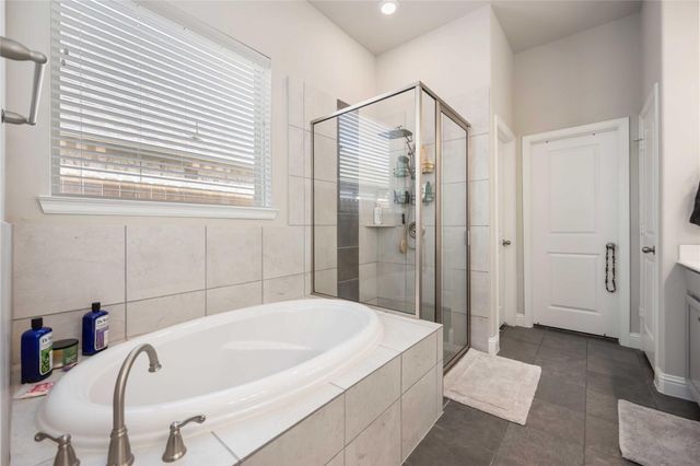 5622 Vintage Oaks Lane, Manvel, TX 77578