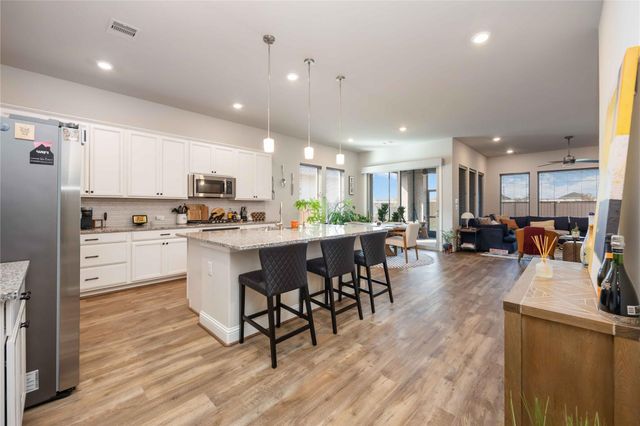 5622 Vintage Oaks Lane, Manvel, TX 77578