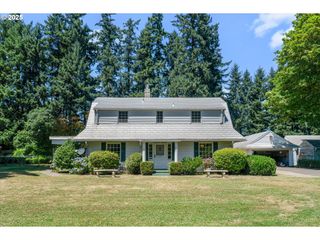 4607 Se RIVER Dr, Milwaukie, OR 97267