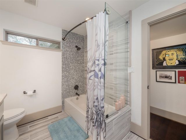 5701 Avenue G, Austin, TX 78752