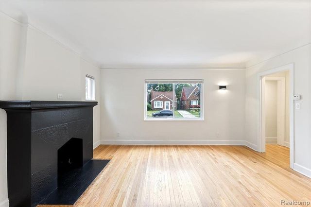 18709 San Juan Drive, Detroit, MI 48221