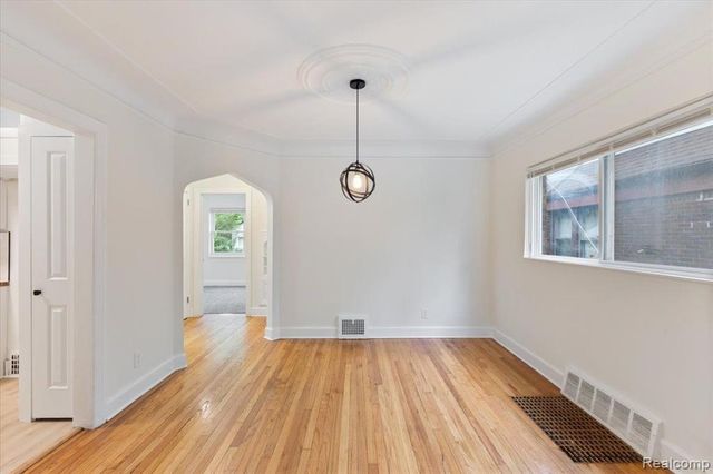 18709 San Juan Drive, Detroit, MI 48221