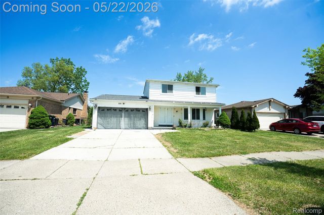 3131 Elmcrest Road, Sterling Heights, MI 48310