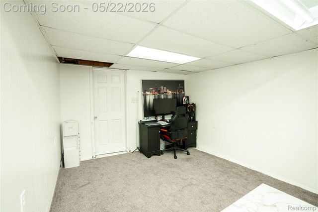 3131 Elmcrest Road, Sterling Heights, MI 48310