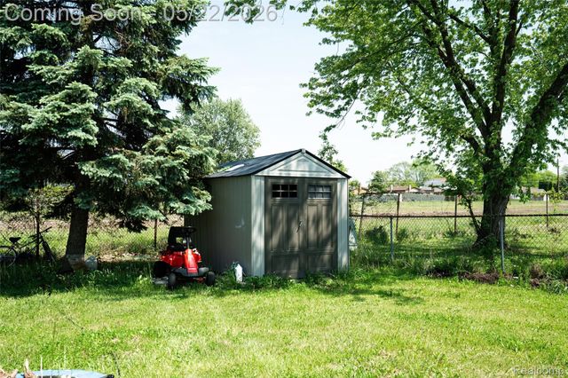 3131 Elmcrest Road, Sterling Heights, MI 48310