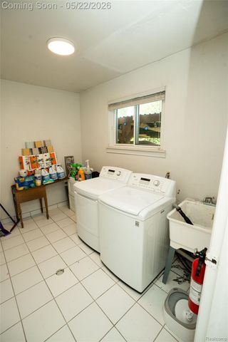 3131 Elmcrest Road, Sterling Heights, MI 48310
