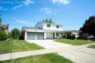 3131 Elmcrest Road, Sterling Heights, MI 48310