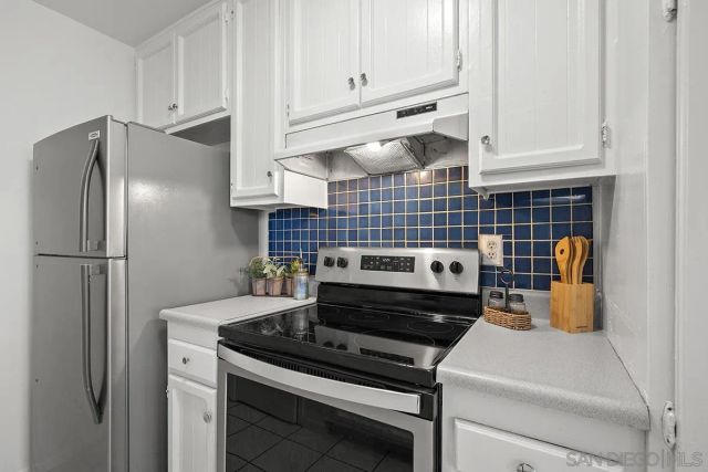 9837 Mission Gorge 3, Santee, CA 92071