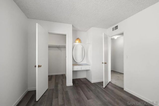 9837 Mission Gorge 3, Santee, CA 92071