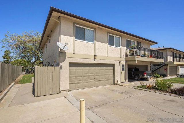 9837 Mission Gorge 3, Santee, CA 92071