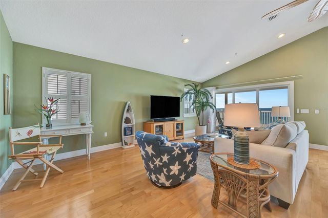 1105 GULF DRIVE S 3, Bradenton Beach, FL 34217