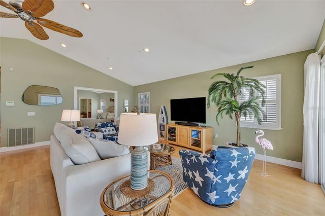 1105 GULF DRIVE S 3, Bradenton Beach, FL 34217