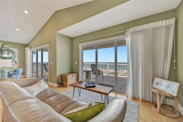 1105 GULF DRIVE S 3, Bradenton Beach, FL 34217