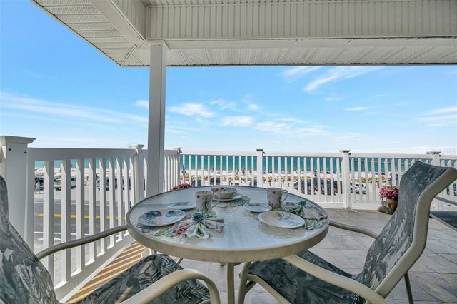 1105 GULF DRIVE S 3, Bradenton Beach, FL 34217