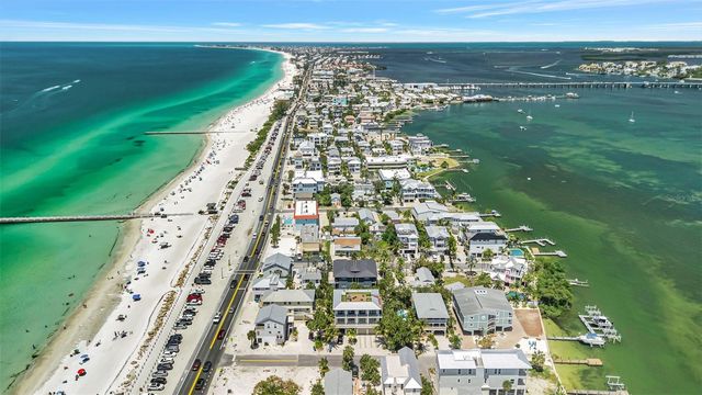 1105 GULF DRIVE S 3, Bradenton Beach, FL 34217