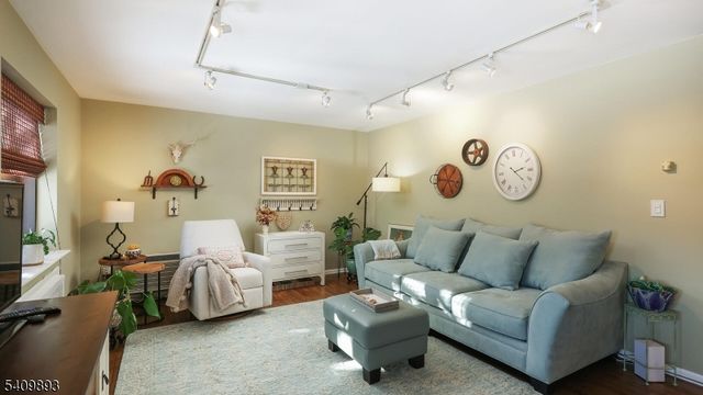 58 Sandra Circle A2, Westfield Town, NJ 07090