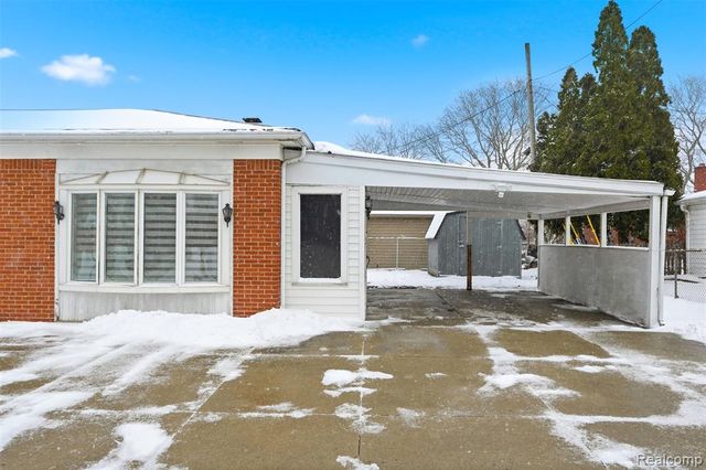 25961 Warrington Street, Dearborn Heights, MI 48127