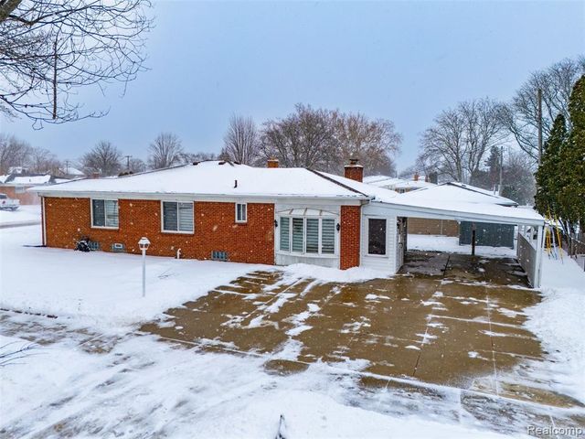 25961 Warrington Street, Dearborn Heights, MI 48127