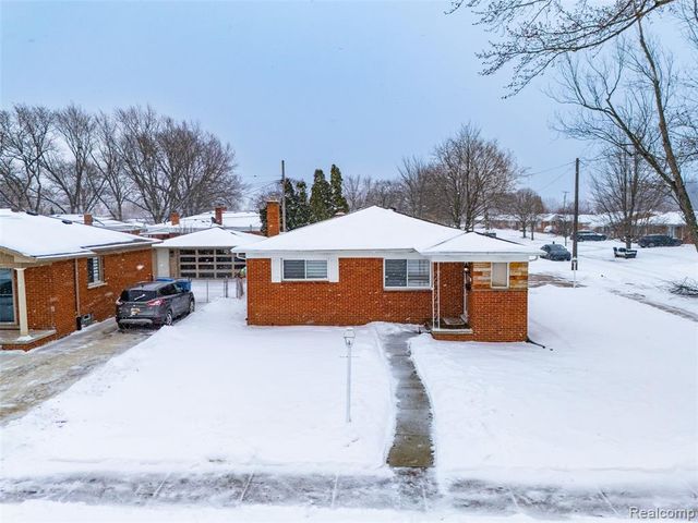 25961 Warrington Street, Dearborn Heights, MI 48127