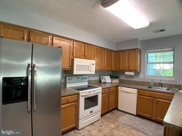 6101 RED SQUIRREL PL, Waldorf, MD 20603