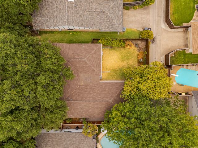 6928 Mill Falls Drive, Dallas, TX 75248