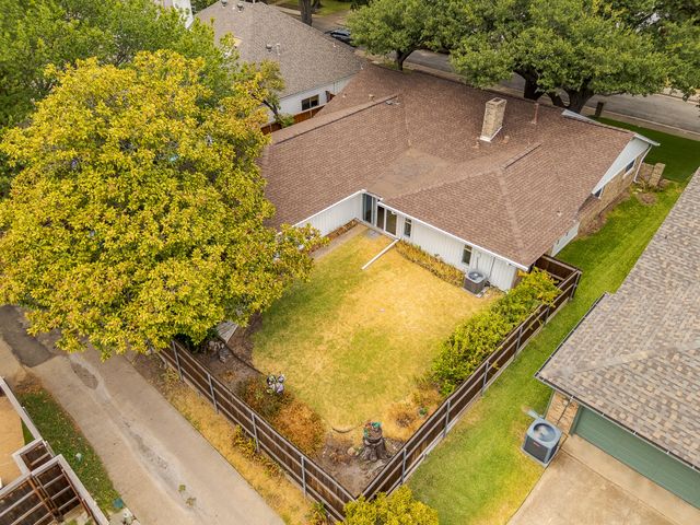 6928 Mill Falls Drive, Dallas, TX 75248