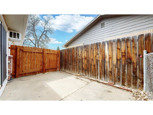 2480 Nyssa Dr 2480-82, Loveland, CO 80538