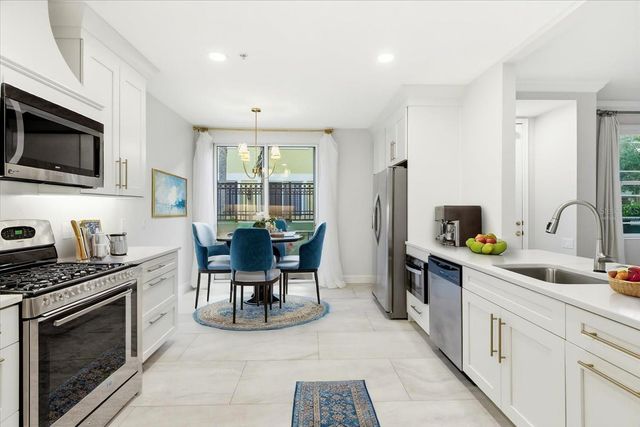 6536 MOORINGS POINT CIRCLE 101, Lakewood Ranch, FL 34202