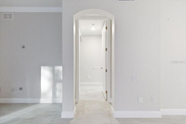 6536 MOORINGS POINT CIRCLE 101, Lakewood Ranch, FL 34202