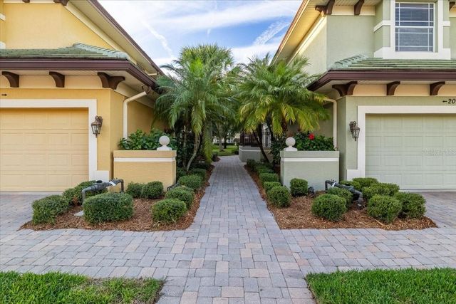 6536 MOORINGS POINT CIRCLE 101, Lakewood Ranch, FL 34202