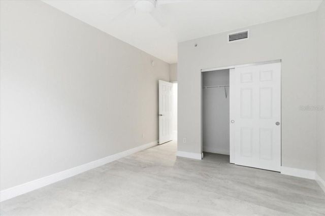 6536 MOORINGS POINT CIRCLE 101, Lakewood Ranch, FL 34202