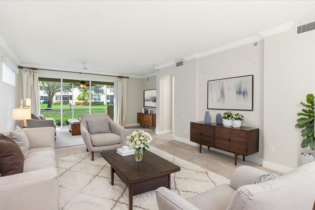 6536 MOORINGS POINT CIRCLE 101, Lakewood Ranch, FL 34202