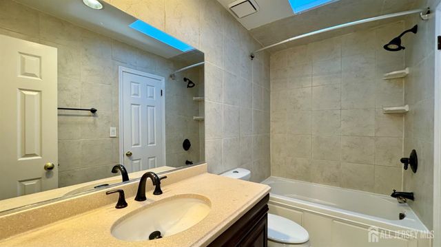 3803 Cricket Circle, Edison, NJ 08820