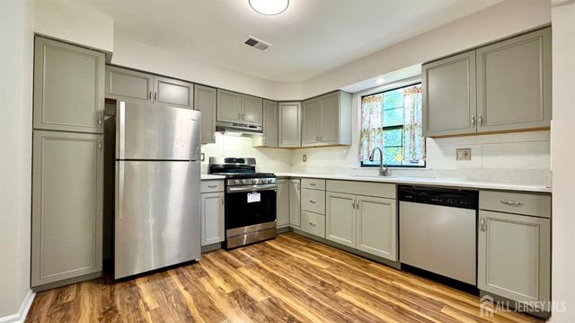3803 Cricket Circle, Edison, NJ 08820