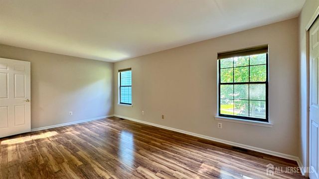 3803 Cricket Circle, Edison, NJ 08820